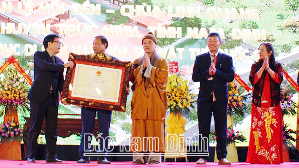 Đền, Chùa Linh Quang đón nhận Bằng chứng nhận Di sản văn hóa phi vật thể quốc gia