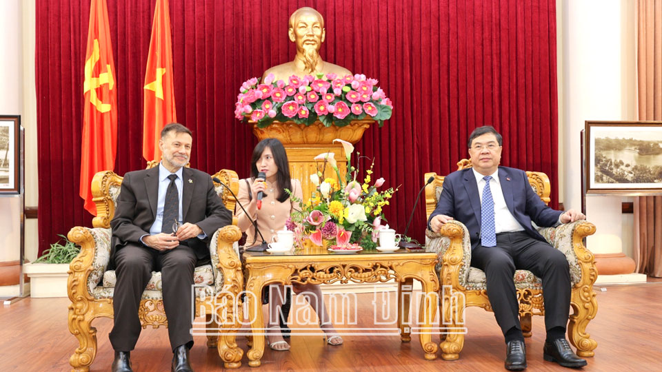 Đồng chí Bí thư Tỉnh ủy tiếp và làm việc với Đại sứ đặc mệnh toàn quyền Australia tại Việt Nam
