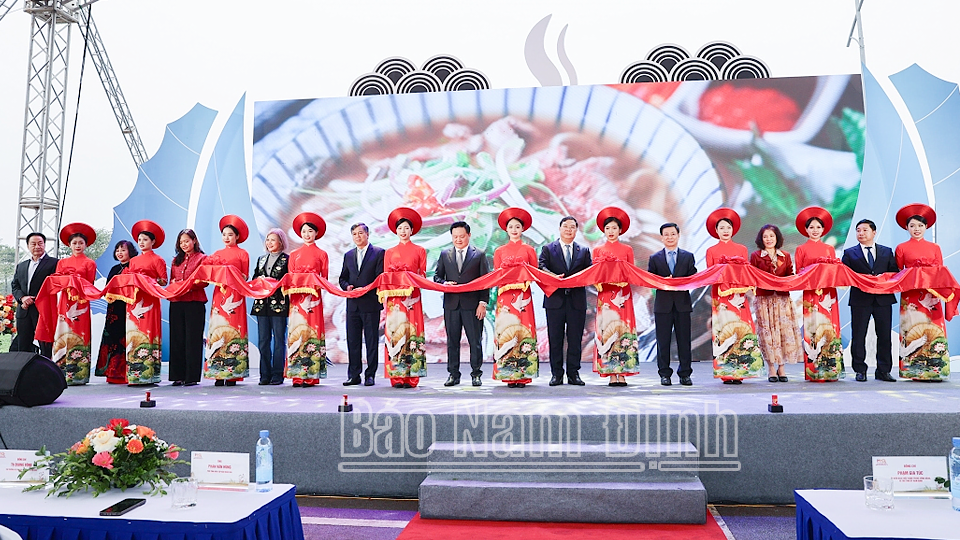 Khai mạc Festival Phở 2024 với chủ đề “Con đường phở Việt”
