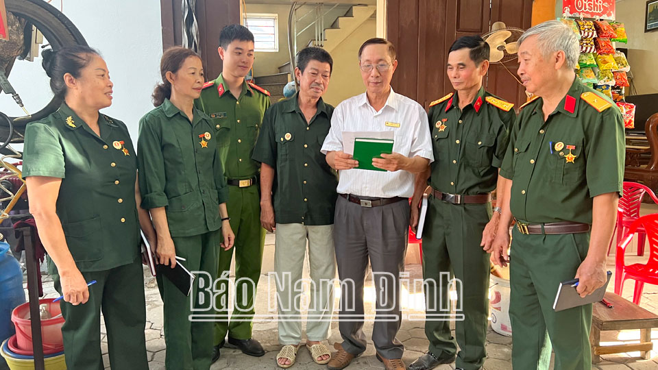 Cựu chiến binh thành phố Nam Định 
tham gia giữ gìn an ninh trật tự từ cơ sở 