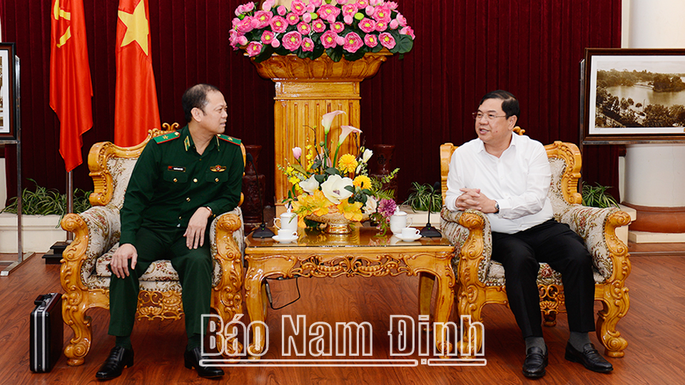 Đồng chí Bí thư Tỉnh ủy Phạm Gia Túc làm việc với Thiếu tướng Nguyễn Anh Tuấn, Bí thư Đảng ủy, Chính ủy Bộ đội Biên phòng.