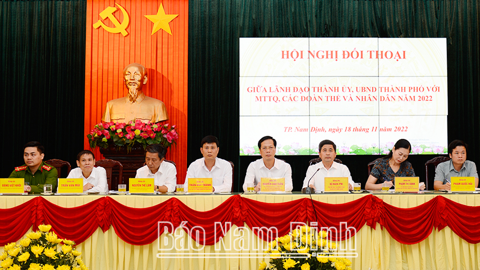 Đối thoại giữa lãnh đạo thành phố Nam Định với các tổ chức, đoàn thể và nhân dân