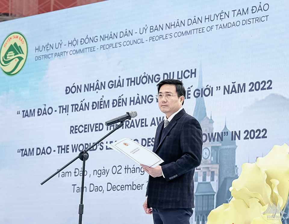 Phó Chủ tịch UBND tỉnh Vũ Việt Văn phát biểu tại buổi lễ.