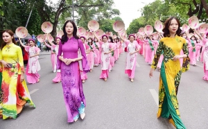 Lễ hội áo dài du lịch Hà Nội 2022