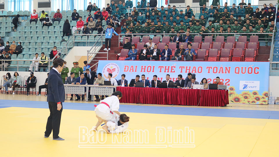 Một trận thi đấu môn Jujitsu tại Đại hội Thể thao toàn quốc lần thứ IX-2022 tổ chức tại Nam Định.