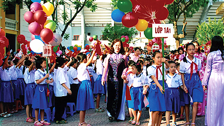 Ngành giáo dục tiểu học kỷ niệm 20 năm ngày thành lập