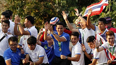 Kiatisuk và giấc mơ nâng tầm bóng đá Đông Nam Á
