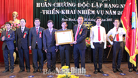 Sở Nông nghiệp và Phát triển nông thôn đón nhận Huân chương Độc lập hạng Nhất