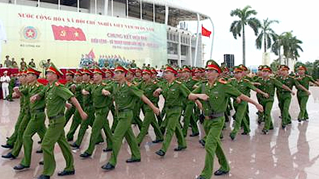 Thành phố Nam Định kỷ niệm 70 năm Ngày truyền thống Công an nhân dân