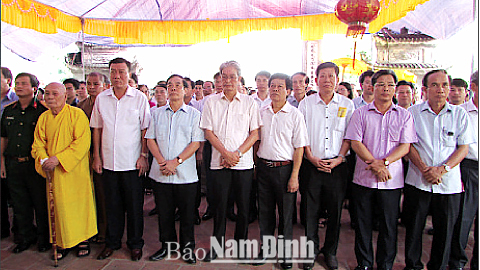 Dâng hương tưởng niệm 751 năm Ngày mất Thống quốc Thái sư Trần Thủ Độ