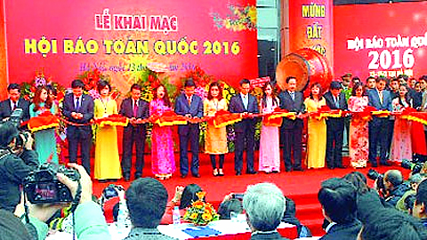 Tổ chức Hội báo toàn quốc lần đầu tiên ở Việt Nam