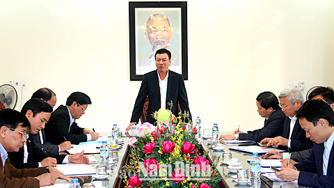Các đồng chí lãnh đạo tỉnh kiểm tra công tác bầu cử đại biểu Quốc hội và HĐND các cấp tại huyện Ý Yên, Nghĩa Hưng