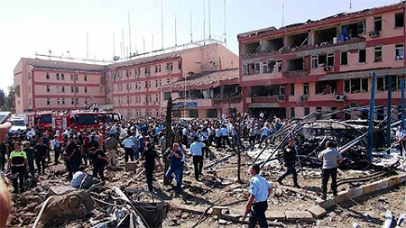 Liên tiếp xảy ra các vụ đánh bom gây nhiều thương vong tại Thổ Nhĩ Kỳ