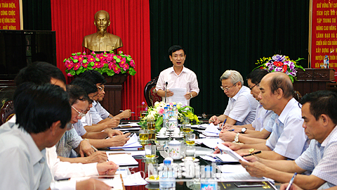 Đồng chí Chủ tịch Ủy ban nhân dân tỉnh làm việc với huyện Hải Hậu
