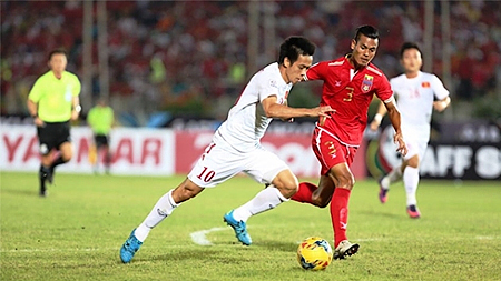 Thắng đội tuyển Myanmar 2-1, đội tuyển Việt Nam khởi đầu thuận lợi