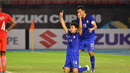 AFF Suzuki Cup 2016: Thắng Singapore, ĐT Thái Lan giành vé vào bán kết