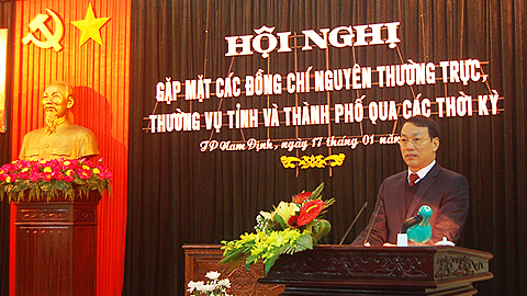 Thành phố Nam Định gặp mặt các đồng chí nguyên lãnh đạo tỉnh và thành phố qua các thời kỳ