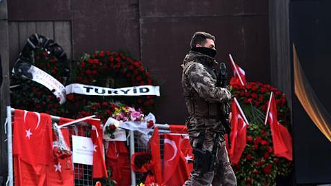 Thổ Nhĩ Kỳ bắt thêm 27 nghi can IS liên quan vụ thảm sát hộp đêm
