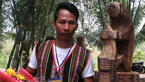 Đắk Lắk: Trao giải Hội thi tạc tượng gỗ dân gian các dân tộc Tây Nguyên