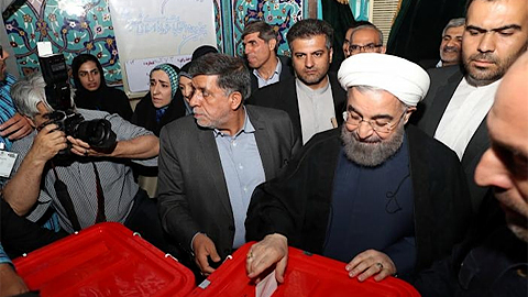 Tổng thống Iran Rouhani tái đắc cử nhiệm kỳ hai