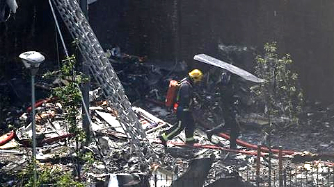 Ít nhất sáu người chết, 74 người bị thương trong vụ cháy toà nhà 24 tầng ở London