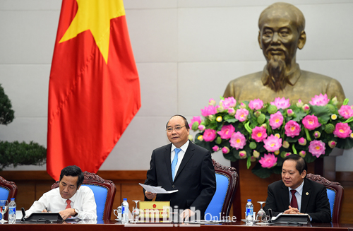 Thủ tướng Nguyễn Xuân Phúc gặp mặt đoàn báo chí - doanh nghiệp đồng hành cùng APEC