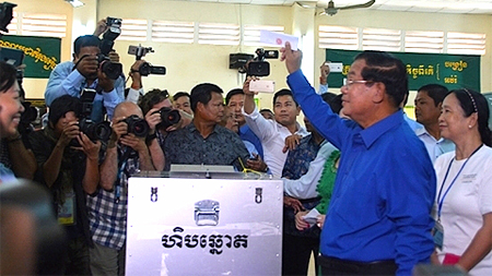 Đảng CPP giành thắng lợi trong cuộc bầu cử Hội đồng, xã phường Campuchia