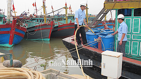 Quyết định ban hành quy định khung giá dịch vụ sử dụng cảng cá trên địa bàn tỉnh Nam Định