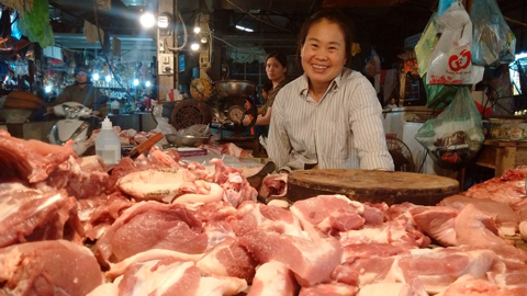 Cảnh báo giá thịt lợn tăng vọt