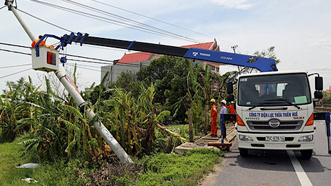 Quảng Bình: Gần 84 nghìn hộ dân đã được cấp điện trở lại sau bão số 10