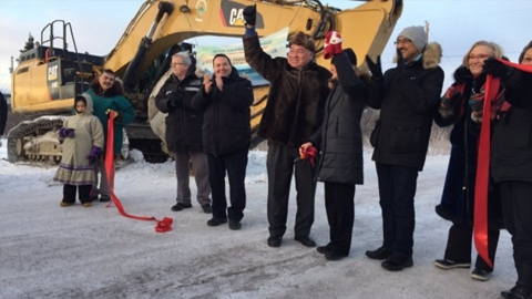 Canada chính thức mở đường cao tốc tới Bắc Cực