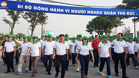 TP Hồ Chí Minh: Hơn 4.000 người đi bộ vì người nghèo