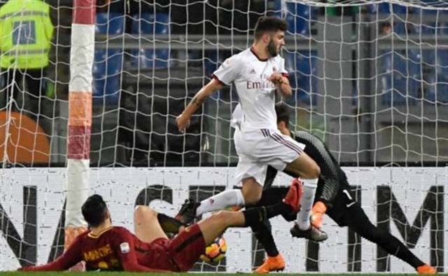 Vòng 26 Serie A: Thắng thuyết phục trên sân Roma, Milan nối dài phong độ ấn tượng