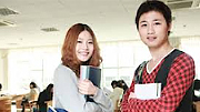 Đoàn sinh viên Trường Đại học Aoyama Gakuin (Nhật Bản) tìm hiểu về công tác khuyến học ở tỉnh ta