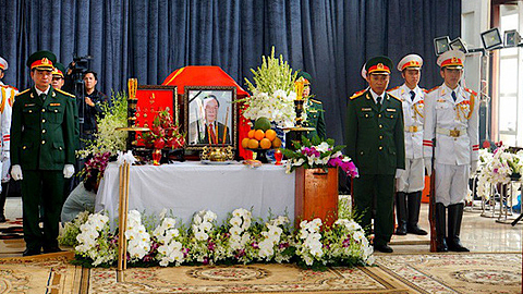 Tổ chức tang lễ đồng chí Phan Văn Khải với nghi thức Quốc tang