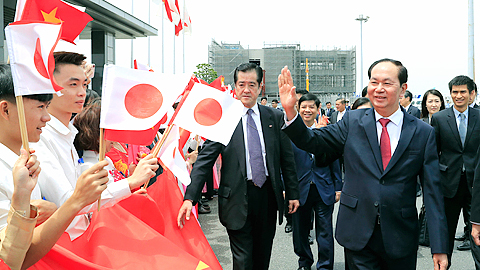 Chủ tịch nước Trần Đại Quang đến Tô-ky-ô, bắt đầu chuyến thăm cấp Nhà nước Nhật Bản