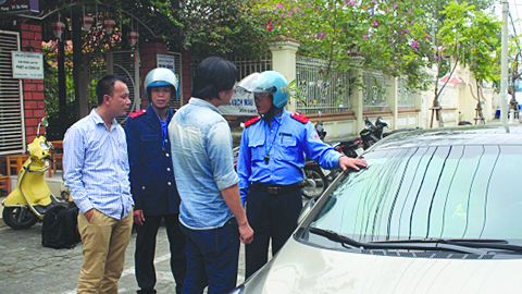 Đà Nẵng: Tăng cường xử lý phương tiện dừng, đỗ sai quy định