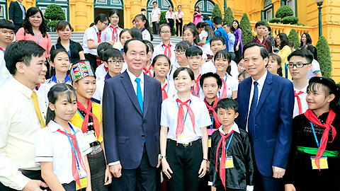 Chủ tịch nước Trần Đại Quang gặp mặt đại biểu trẻ em có hoàn cảnh đặc biệt tiêu biểu toàn quốc