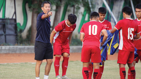 Huấn luyện viên Hoàng Anh Tuấn có bất lực với U19 Việt Nam?
