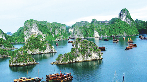 Vịnh Hạ Long trong tốp 100 di sản UNESCO đẹp nhất thế giới