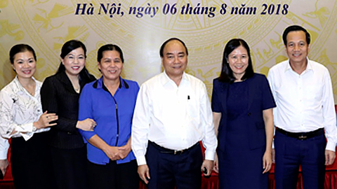 Thủ tướng Chính phủ Nguyễn Xuân Phúc chủ trì Hội nghị trực tuyến toàn quốc về công tác bảo vệ trẻ em