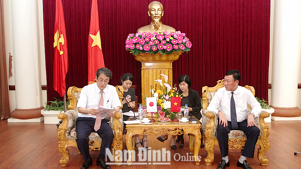 Đồng chí Bí thư Tỉnh ủy tiếp xã giao Đại sứ đặc mệnh toàn quyền Nhật Bản tại Việt Nam