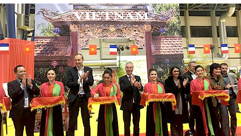 Việt Nam gây ấn tượng đặc biệt  tại hội chợ quốc tế tại Pháp