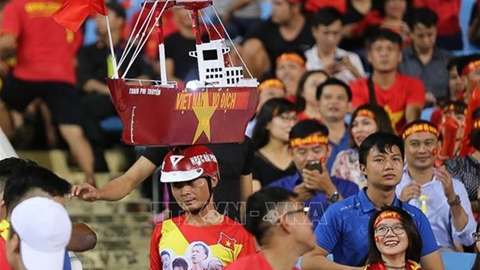 Truyền thông Hàn Quốc ấn tượng về không khí bóng đá tại Việt Nam