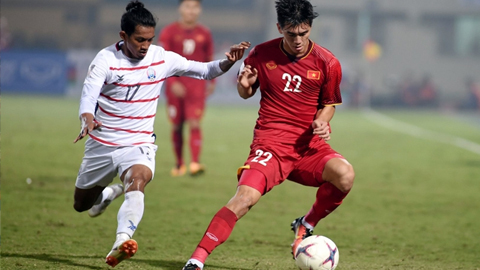 Thắng Campuchia 3-0, Việt Nam dẫn đầu bảng A