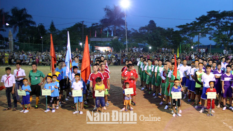 Hồng Quang - Điểm sáng bóng đá phong trào