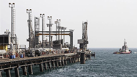 Các nước vùng Vịnh đối diện kịch bản giá dầu thấp trong dài hạn