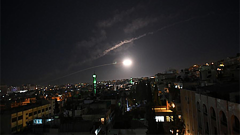 Syria đánh chặn hầu hết các tên lửa của Israel tấn công Damascus
