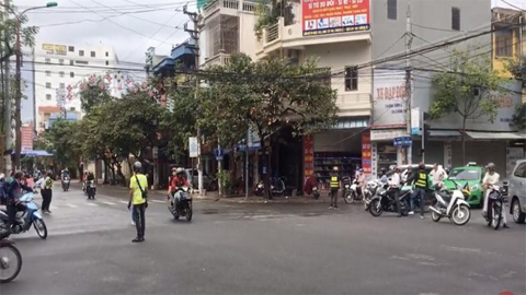 Xử phạt hành chính những &quot;phượt thủ&quot; cản trở  giao thông tại Thành phố Nam Định