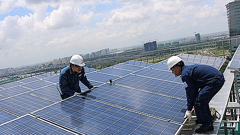 Quảng Ngãi: Khuyến khích phát triển năng lượng điện mặt trời áp mái